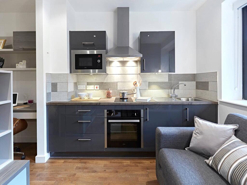 Main image of property: Apt 32, Havana Residence #643501