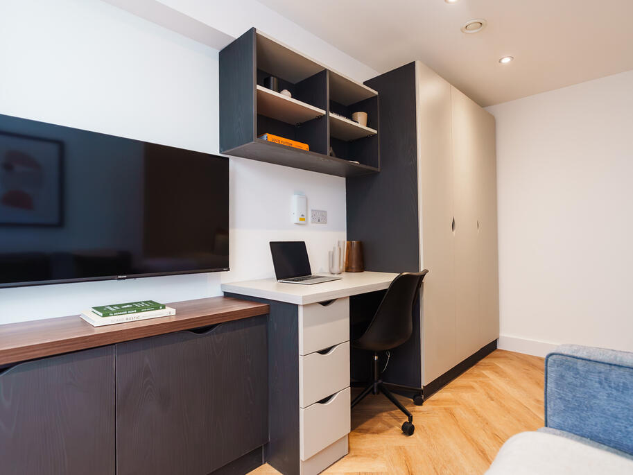 Main image of property: Apt 401, 23 Butts Court #075512