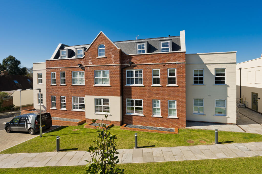 Main image of property: Jubilee Gardens, Oatlands Drive, Weybridge, KT13