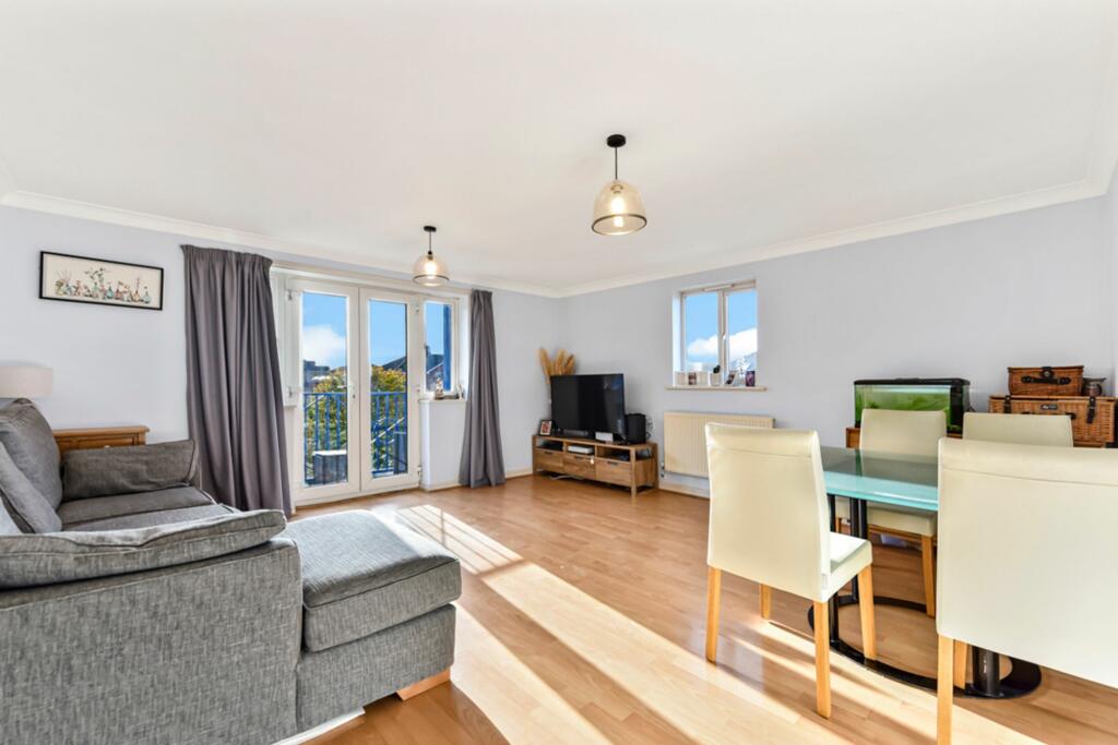 2 bedroom apartment for sale in Florin Drive, Esplanade, Rochester