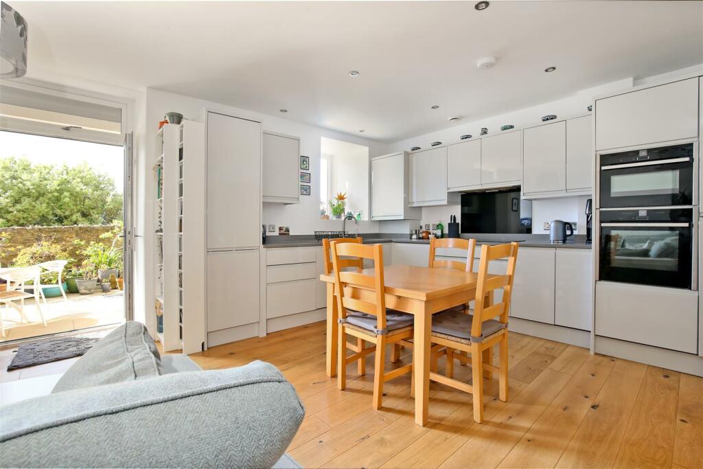 Additional property image - Panoramic views from Clevedon's coastline to the Welsh hills