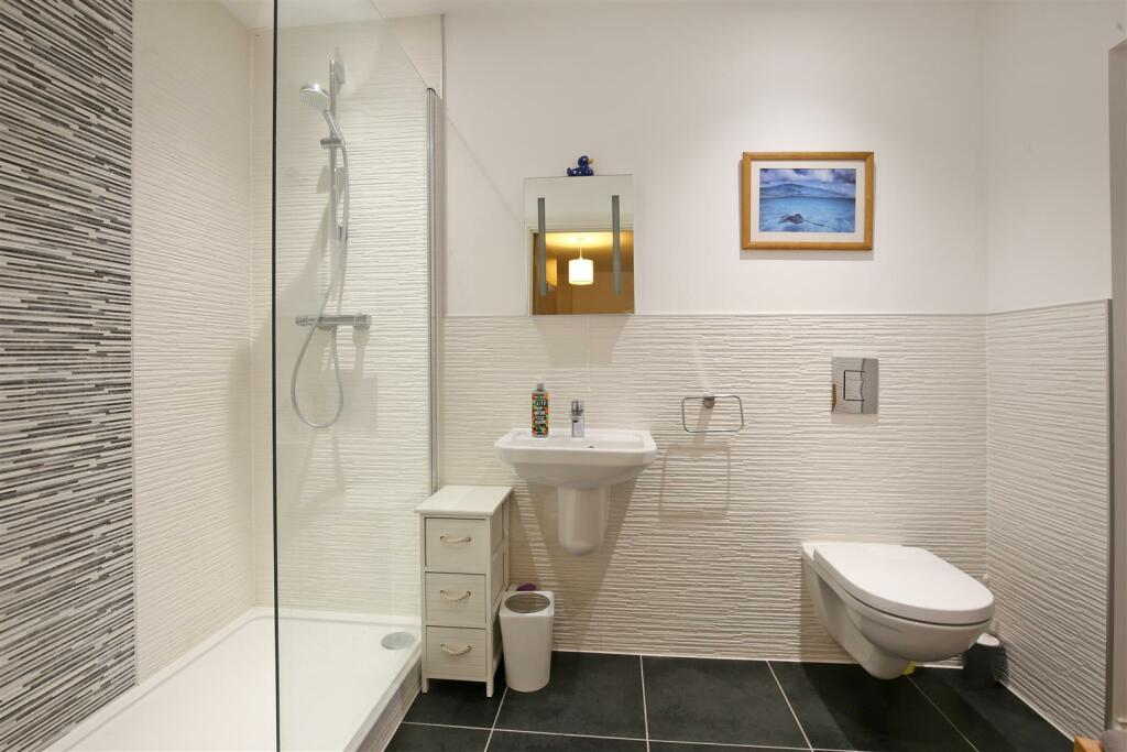 Additional property image - Panoramic views from Clevedon's coastline to the Welsh hills