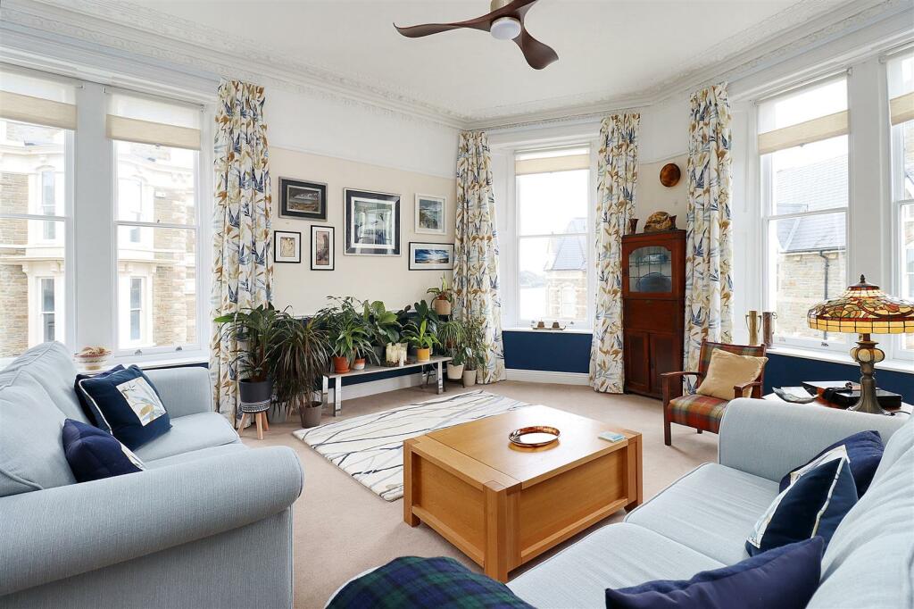 Additional property image - Victorian apartment located along Marine Parade