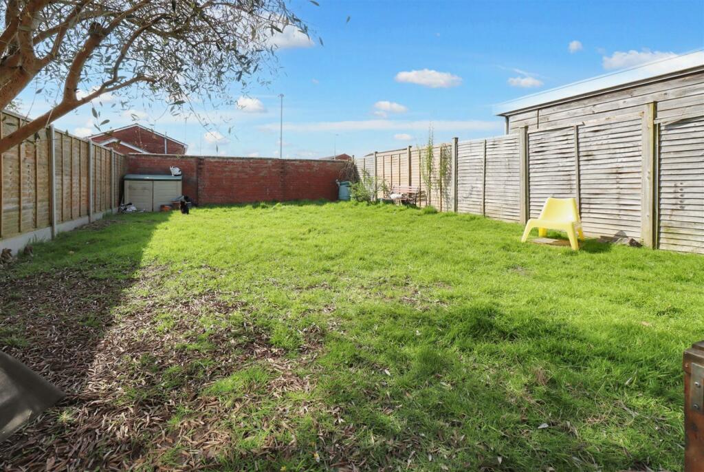 Additional property image - Popular residential location in Clevedon