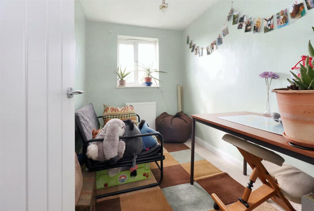 Additional property image - Popular residential location in Clevedon
