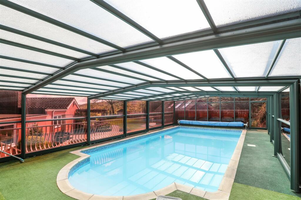 Additional property image - Private grounds on the periphery of Clevedon