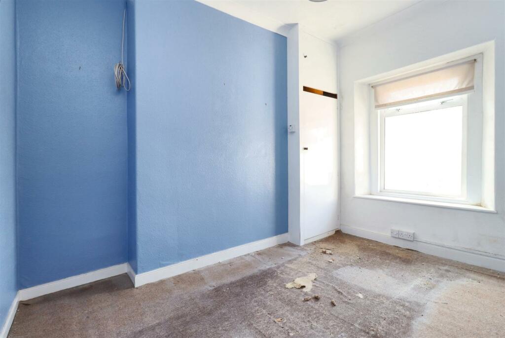 Additional property image - Character home in central Clevedon location