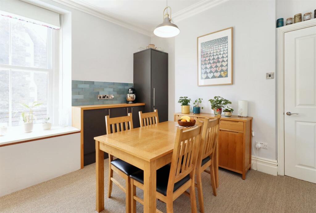 Additional property image - Victorian apartment with parking in Mid Clevedon