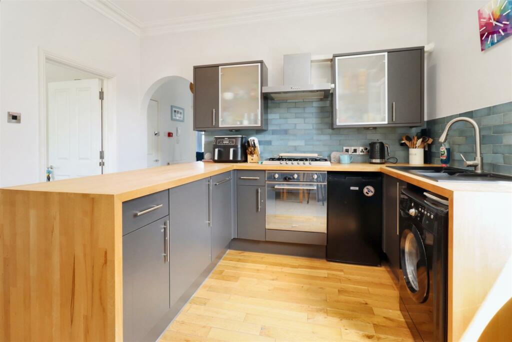 Additional property image - Victorian apartment with parking in Mid Clevedon