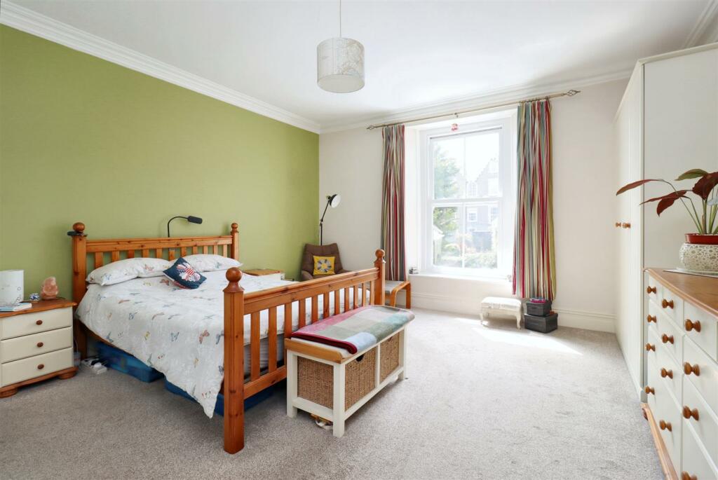 Additional property image - Victorian apartment with parking in Mid Clevedon