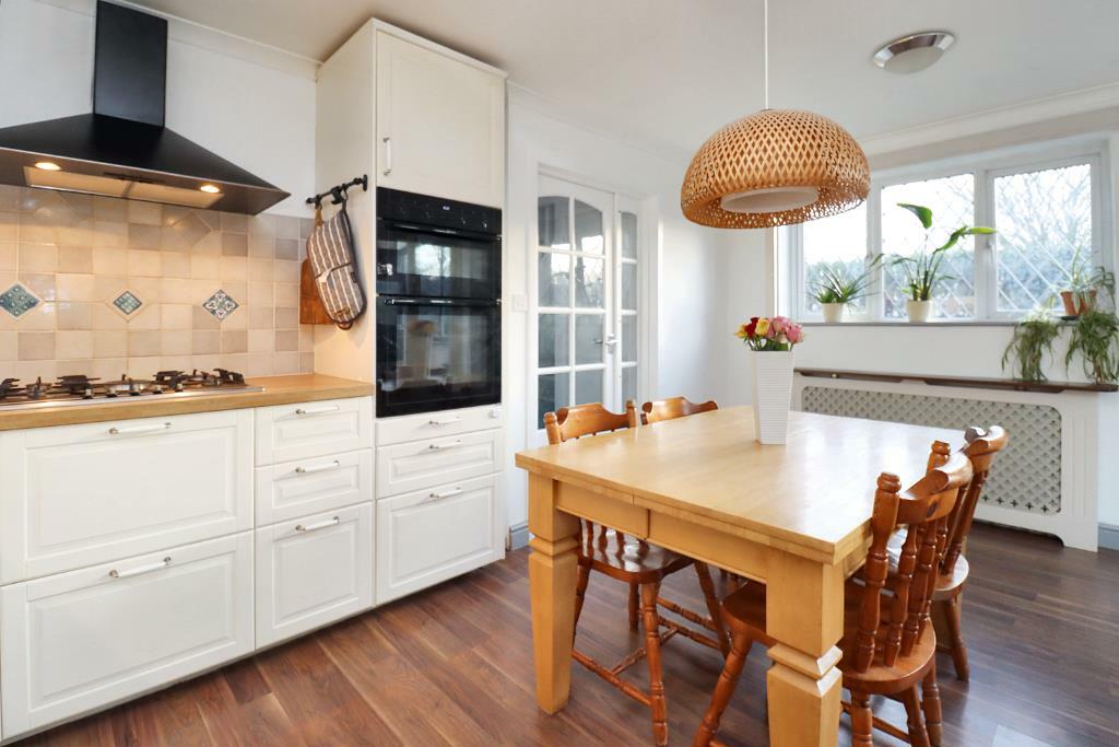 Additional property image - Detached house on the outskirts of Clevedon