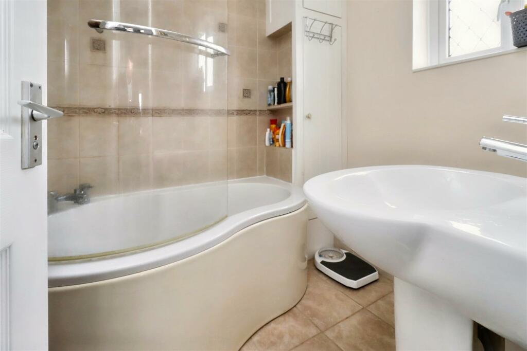Additional property image - Detached house on the outskirts of Clevedon