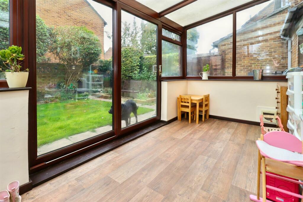 Additional property image - Detached house on the outskirts of Clevedon