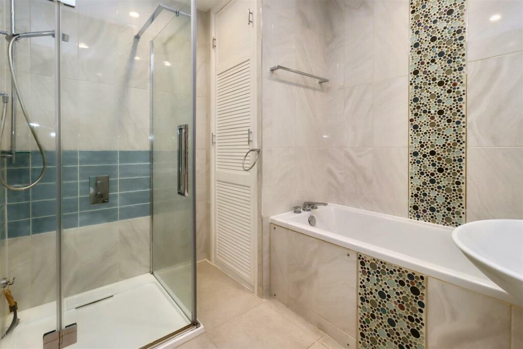 Additional property image - Outstanding coastal location with panoramic views