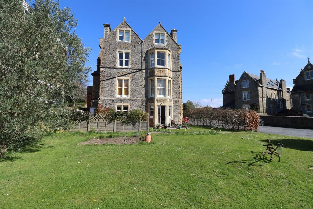 Additional property image - A short distance from Clevedon Seafront