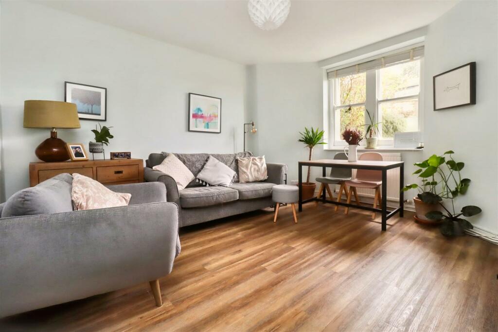 Additional property image - A short distance from Clevedon Seafront