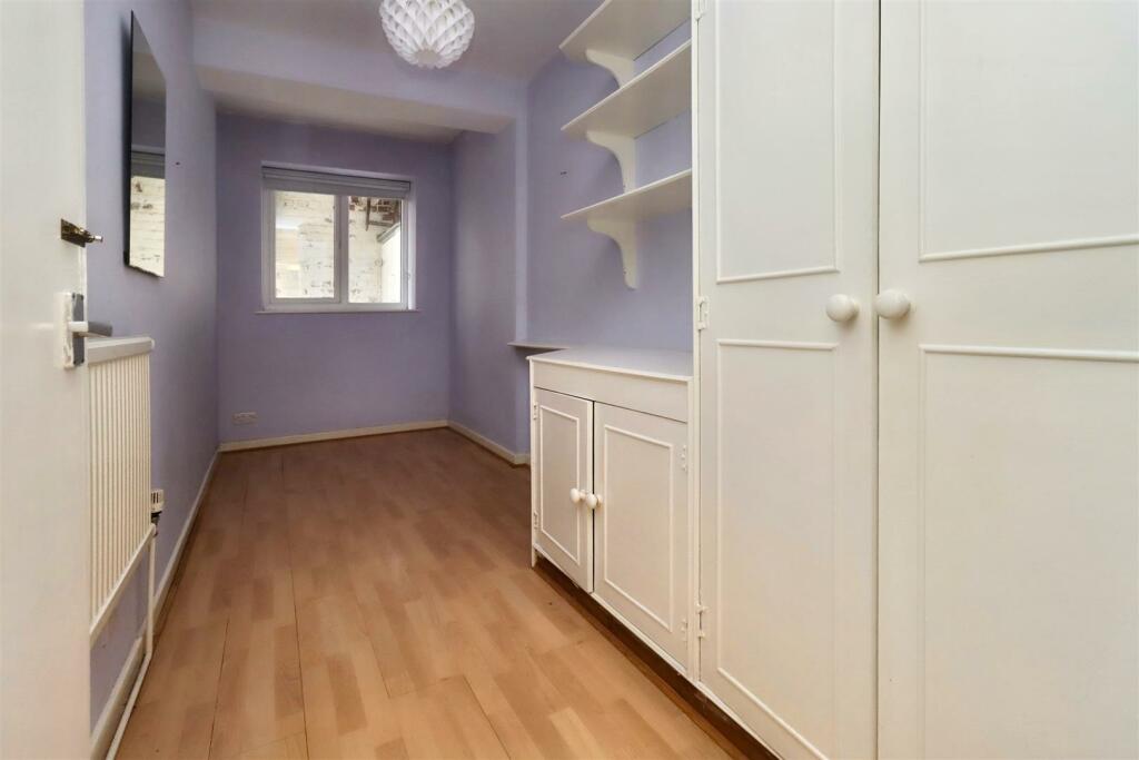 Additional property image - A short distance from Clevedon Seafront