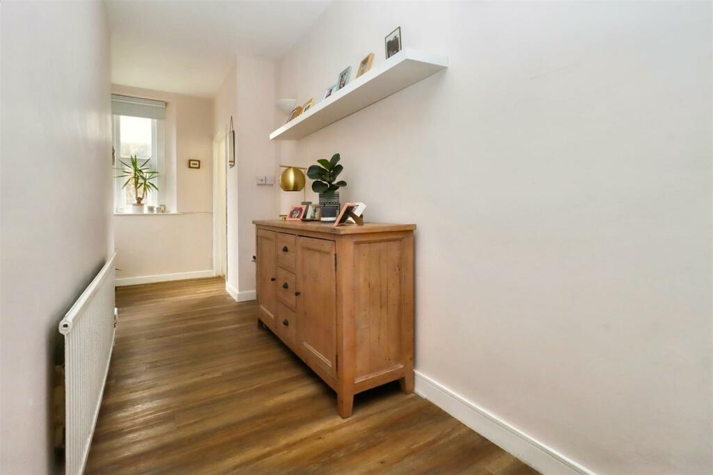 Additional property image - A short distance from Clevedon Seafront