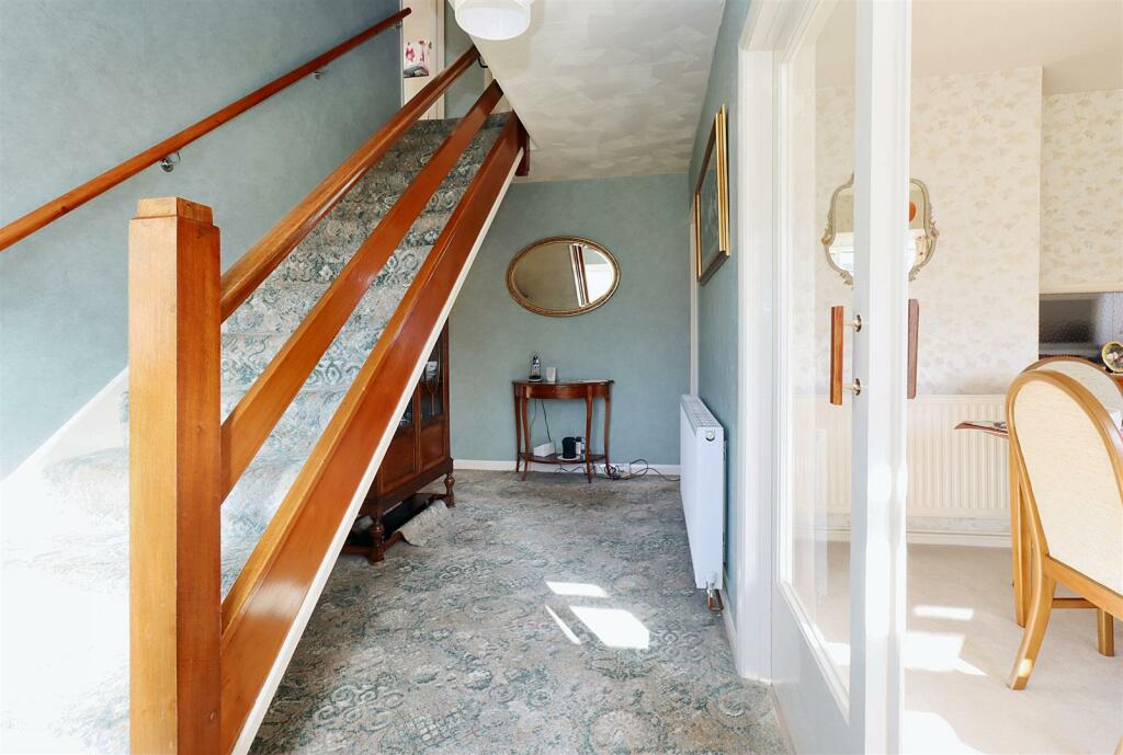 Additional property image - Much admired Upper Clevedon location