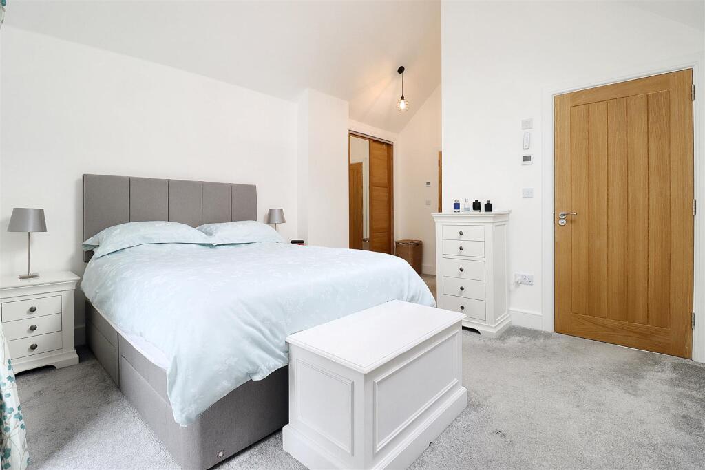 Additional property image - Beautifully converted barn in East Clevedon