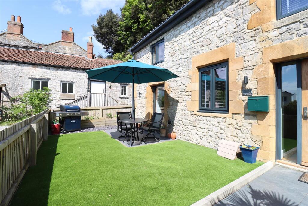 Additional property image - Beautifully converted barn in East Clevedon
