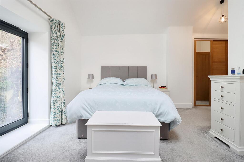 Additional property image - Beautifully converted barn in East Clevedon
