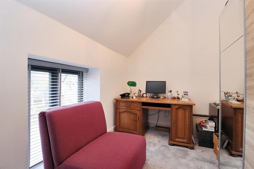 Additional property image - Beautifully converted barn in East Clevedon