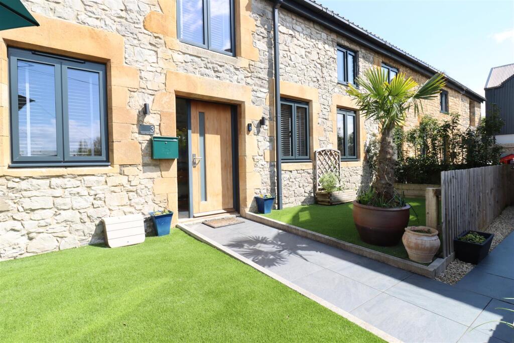 Additional property image - Beautifully converted barn in East Clevedon