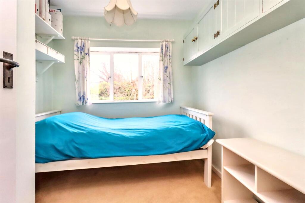 Additional property image - Secluded Upper Clevedon position