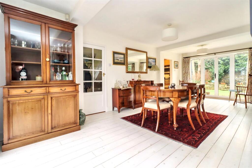 Additional property image - Secluded Upper Clevedon position