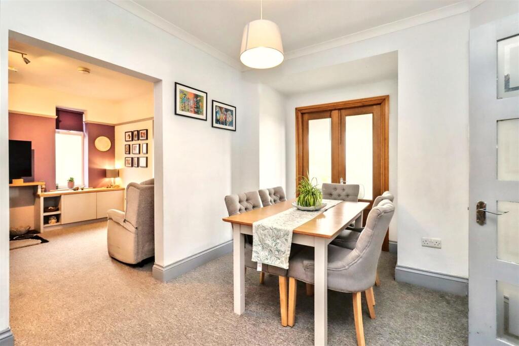 Additional property image - Nestled along a much admired Road in Upper Clevedon.