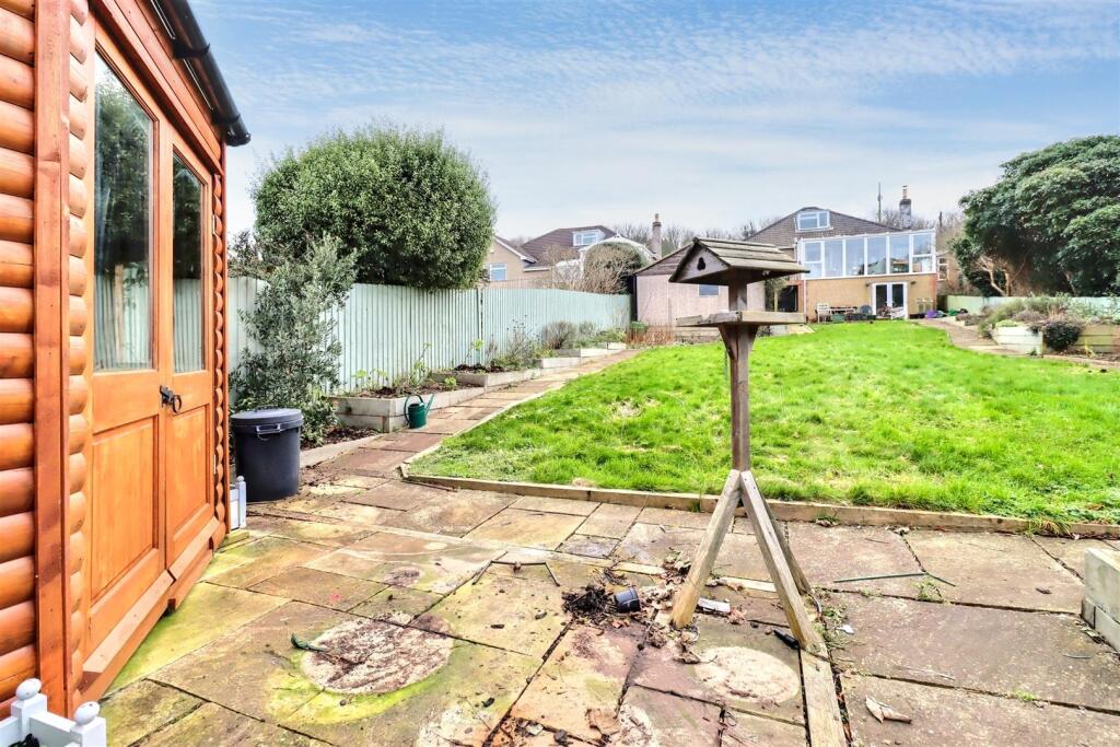 Additional property image - Nestled along a much admired Road in Upper Clevedon.