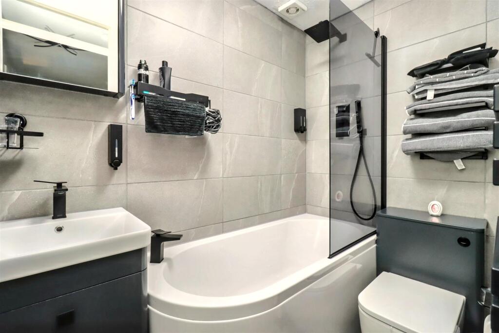 Additional property image - Cul se sac close to lovely walks in Clevedon