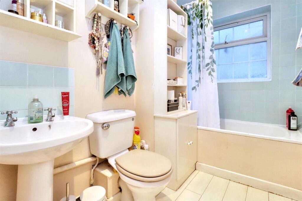 Additional property image - Popular location on the outskirts of Clevedon