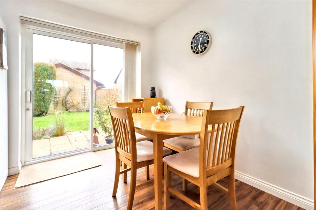 Additional property image - Popular family location in Clevedon