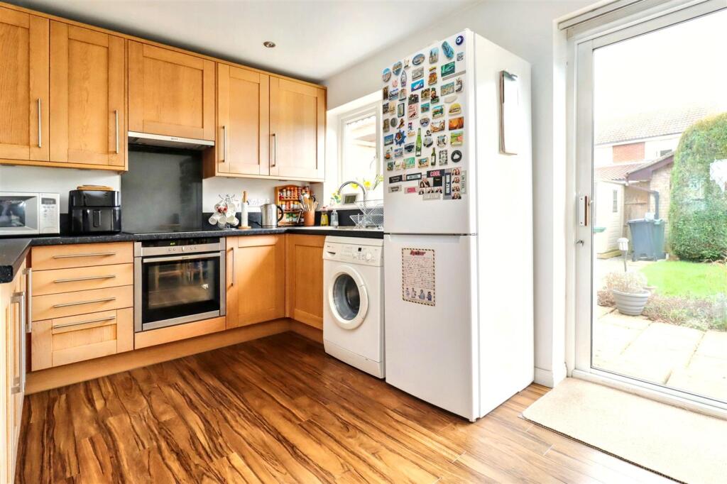 Additional property image - Popular family location in Clevedon