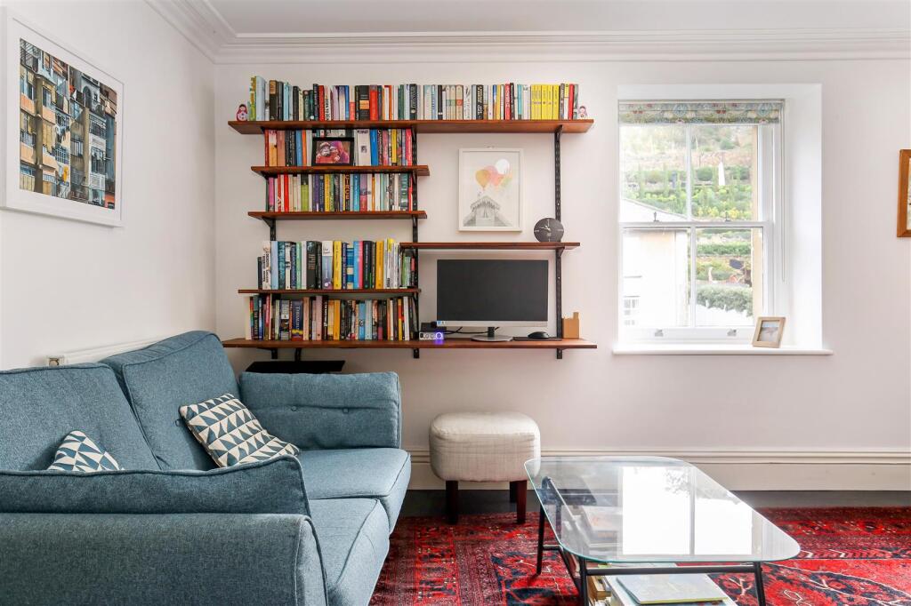 Additional property image - Overlooking the wonderful Hill Road, Clevedon