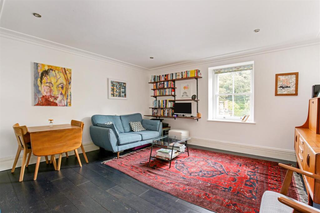 Additional property image - Overlooking the wonderful Hill Road, Clevedon