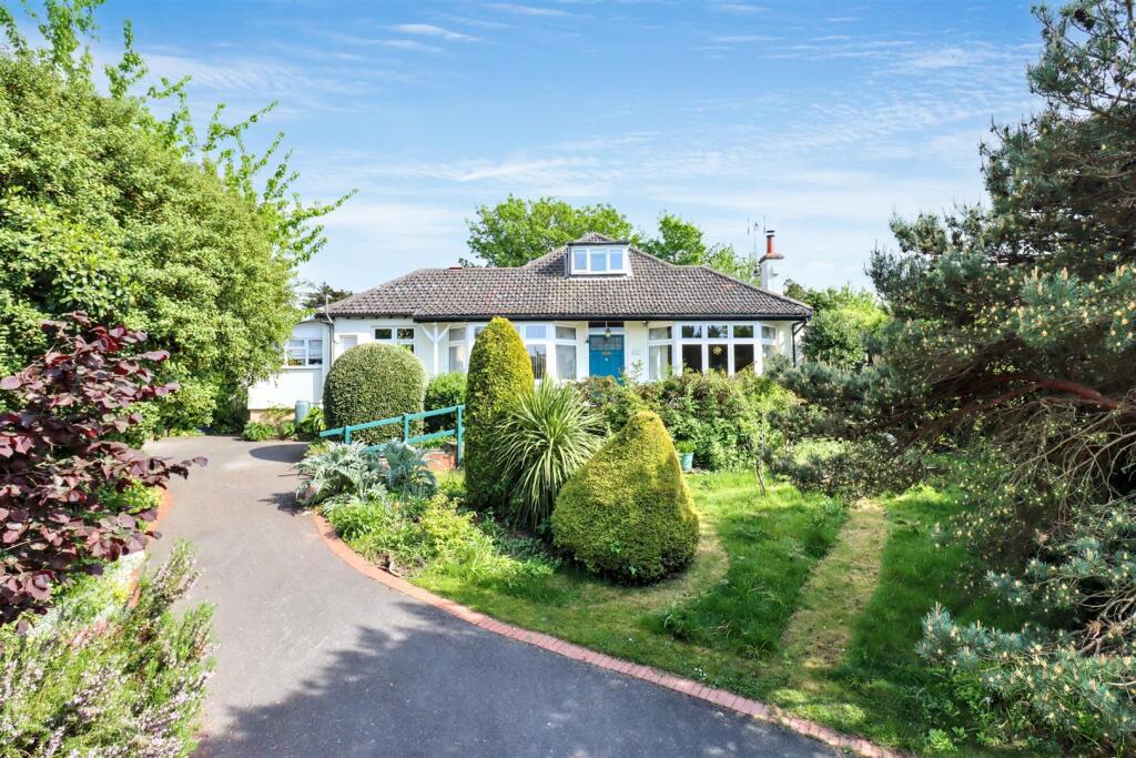 Main image of property: Charming 1926 home in prime Mid Clevedon setting