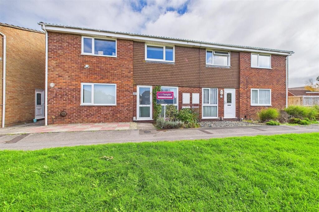 Main image of property: Positioned just off Fosseway in Clevedon