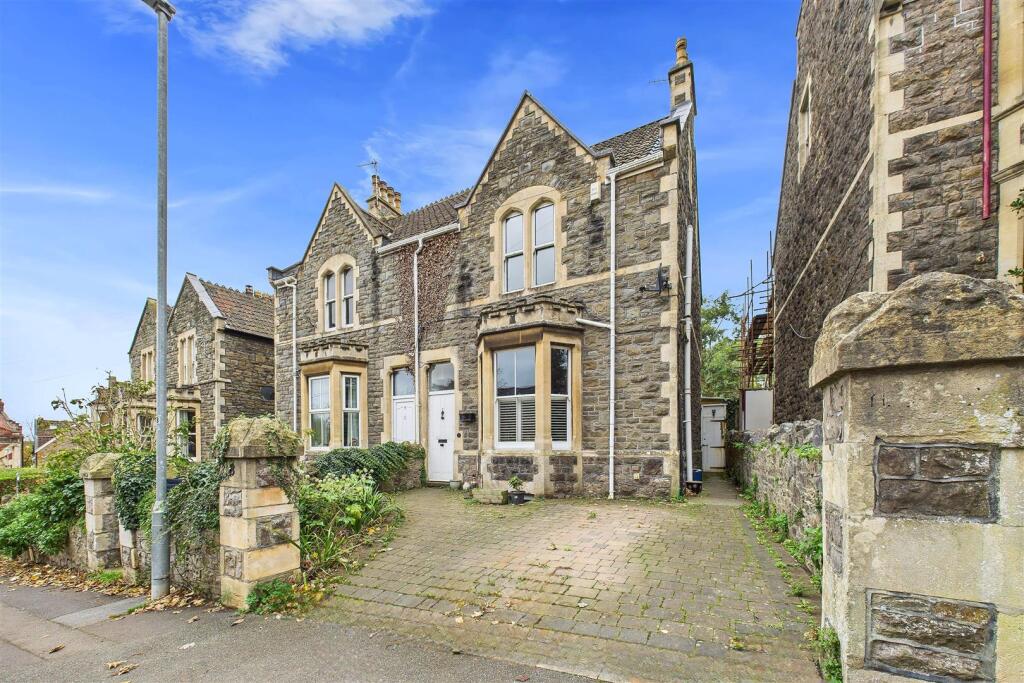 Main image of property: Prime Clevedon location near amenities