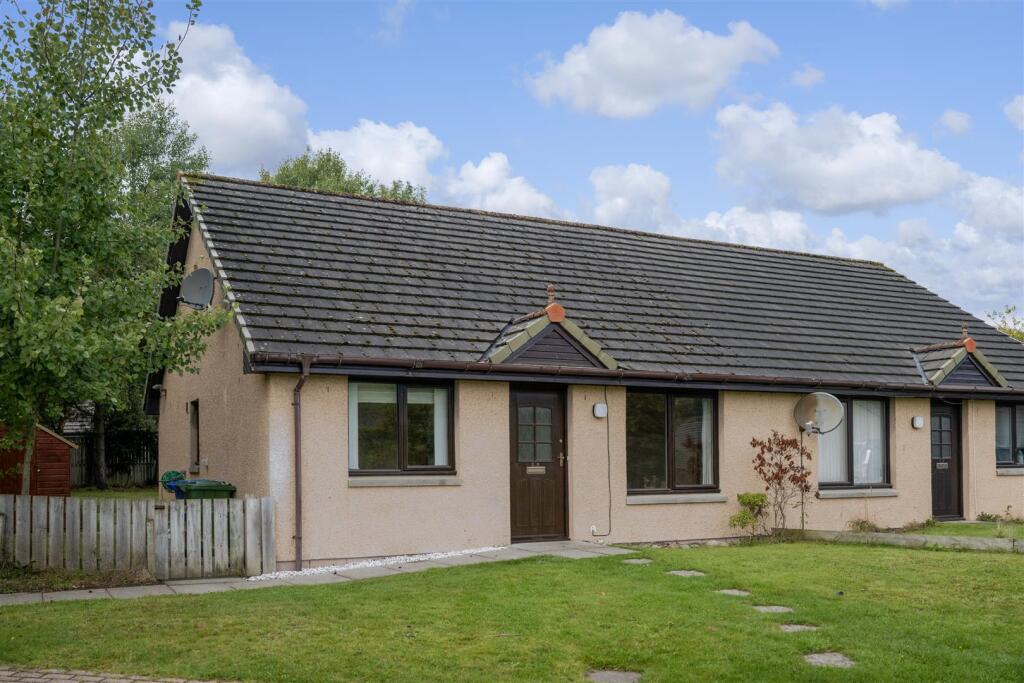 Main image of property: 39 Coiltie Crescent, Drumnadrochit, IV63 6TR