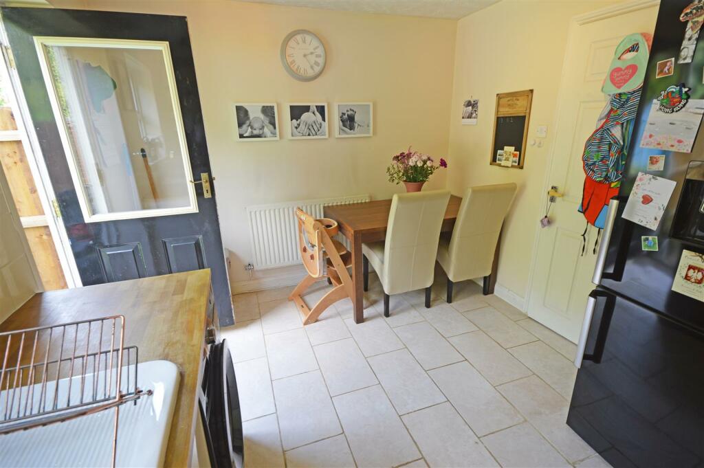 SemiDetached to rent on Speyside Court, Orton Southgate, Peterborough