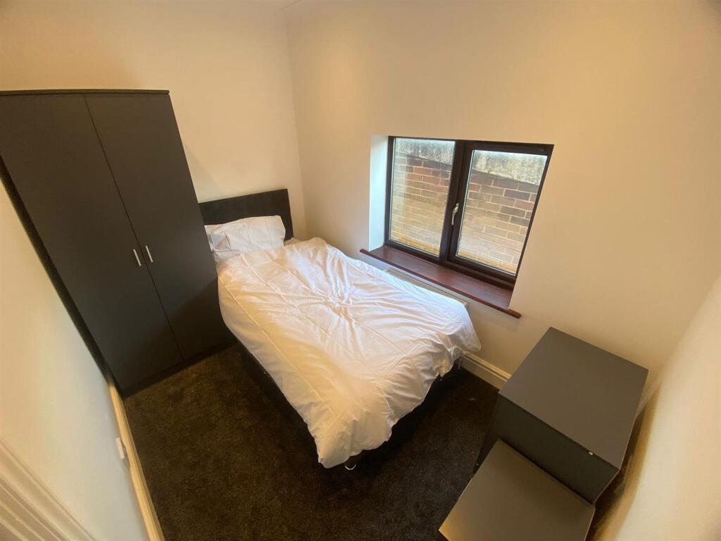 Main image of property: Peterborough Road, Crowland, Peterborough