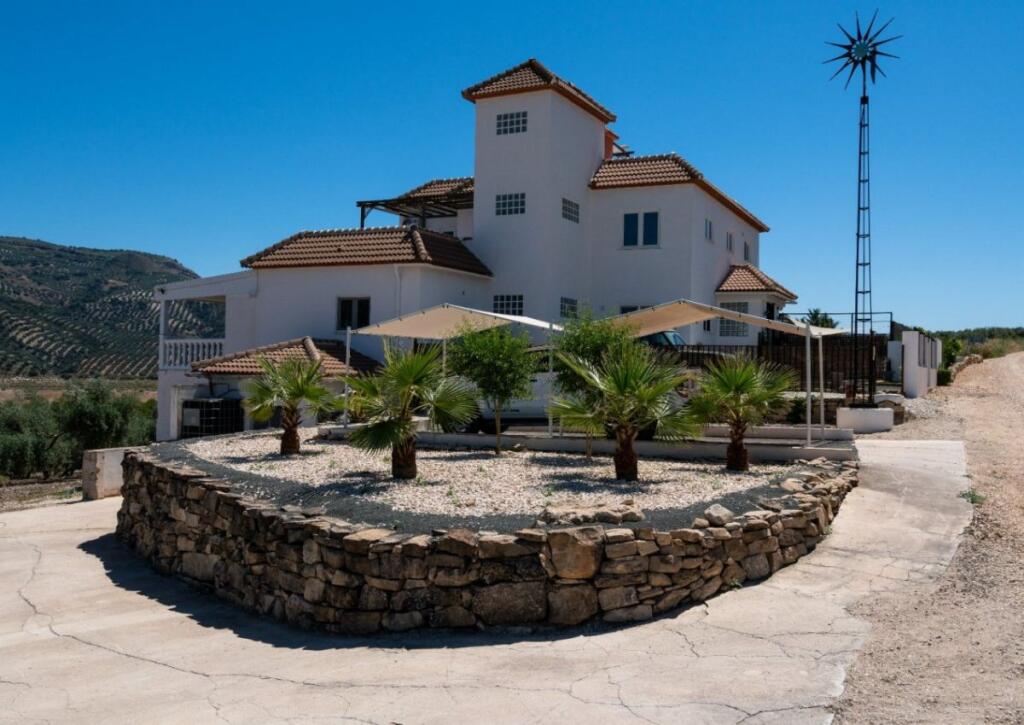 Main image of property: Andalucia, Córdoba, Iznájar