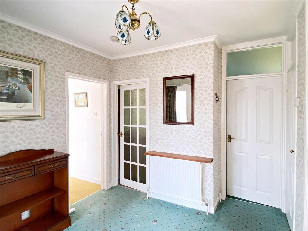 Additional property image - Eden Croft, Kenilworth