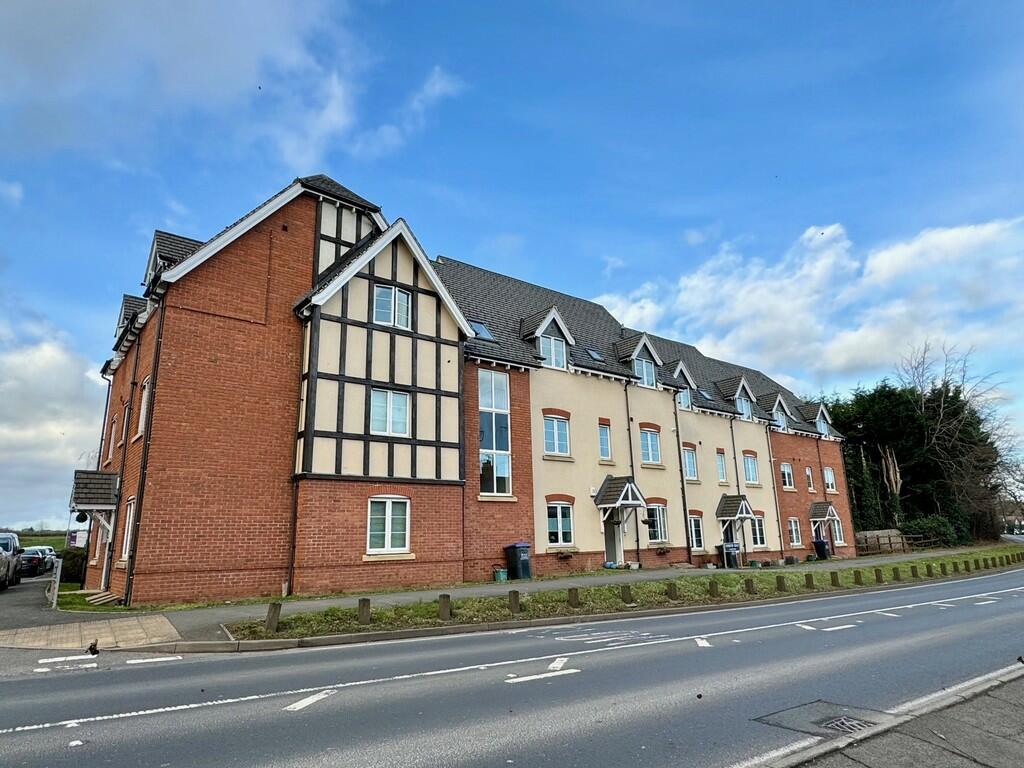 2 bedroom apartment for sale in Laneham Place, Kenilworth, CV8