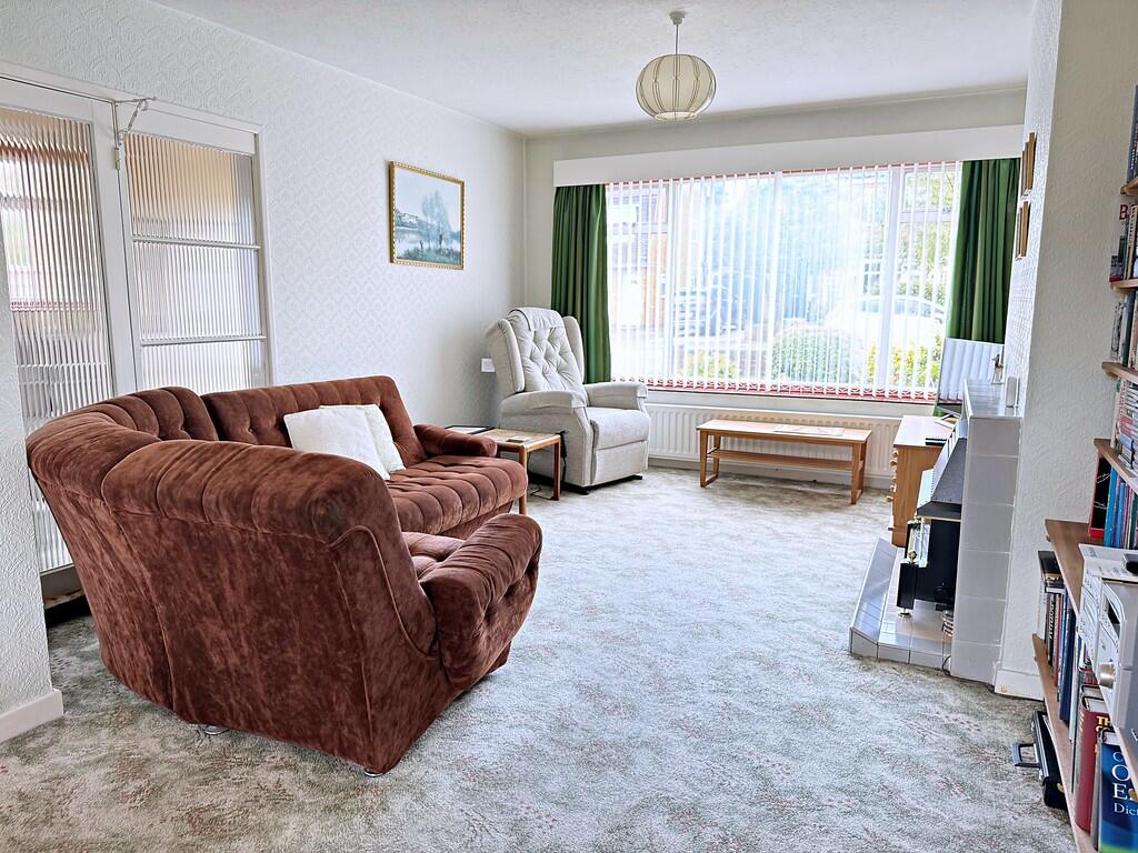 Additional property image - Laburnum Avenue, Kenilworth