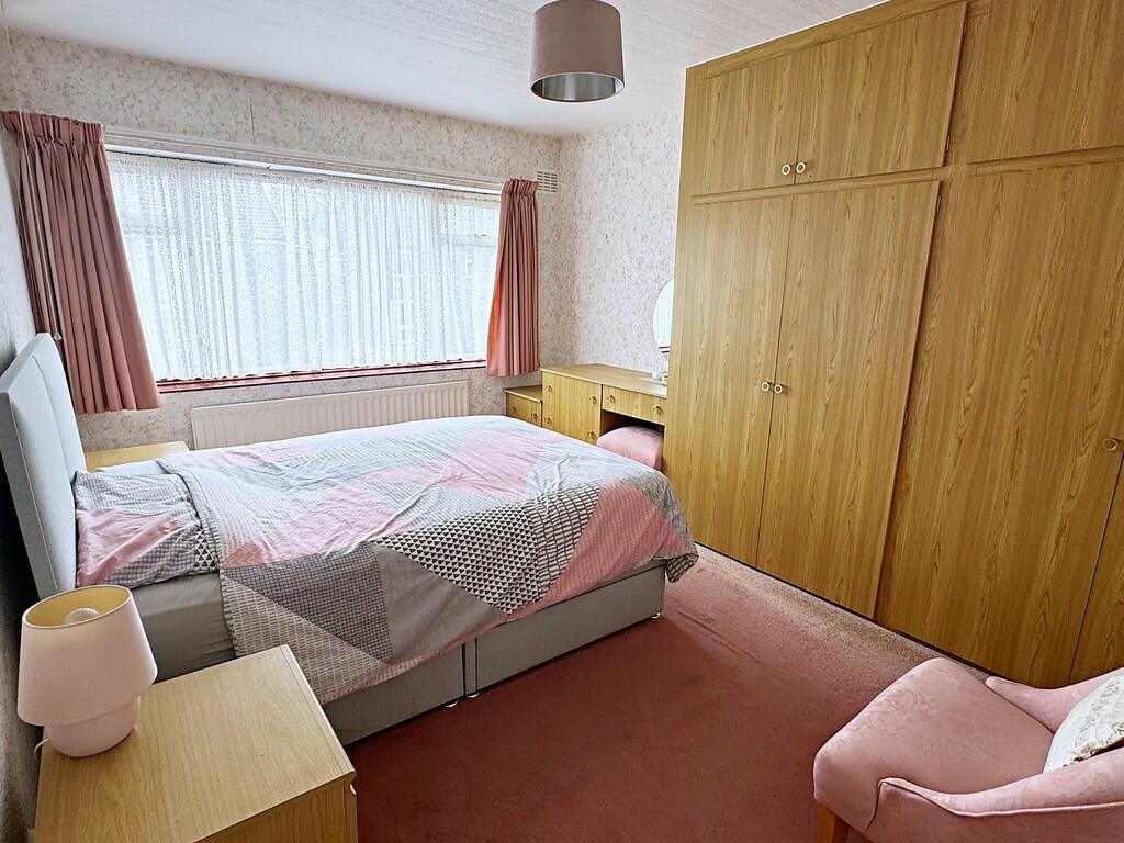 Additional property image - Laburnum Avenue, Kenilworth