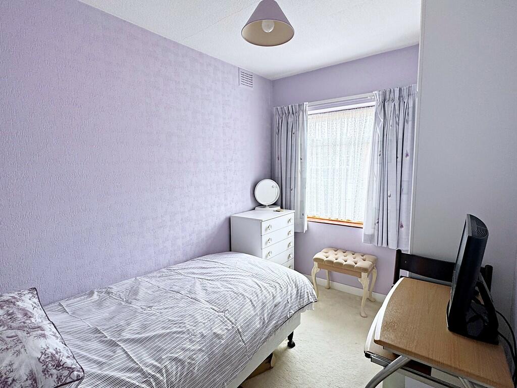 Additional property image - Laburnum Avenue, Kenilworth